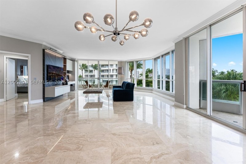 Condo for sale at Atlantic Two at The Point 702