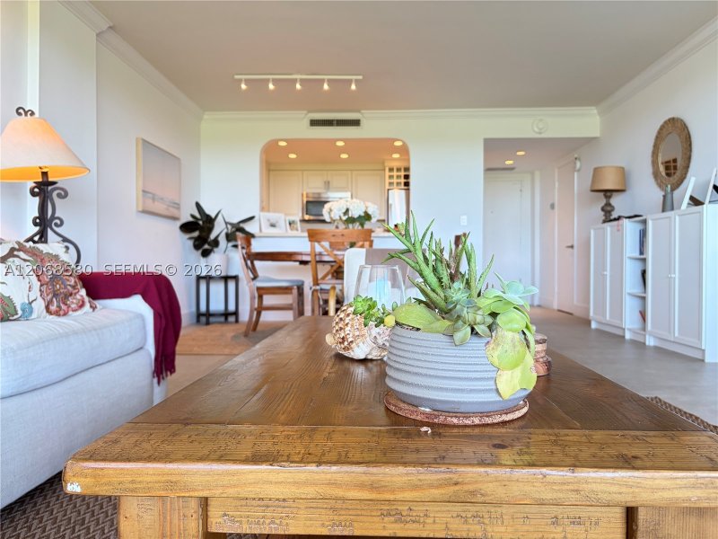 Aluguel de apartamento no Commodore Club West 702