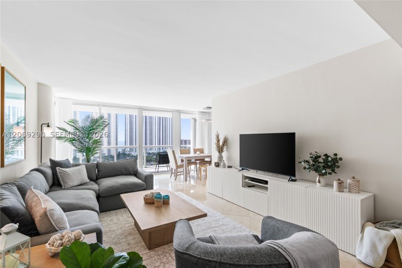 Aluguel de apartamento no Oceania 5 1752