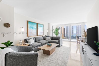 Oceania 5 Apt #1752