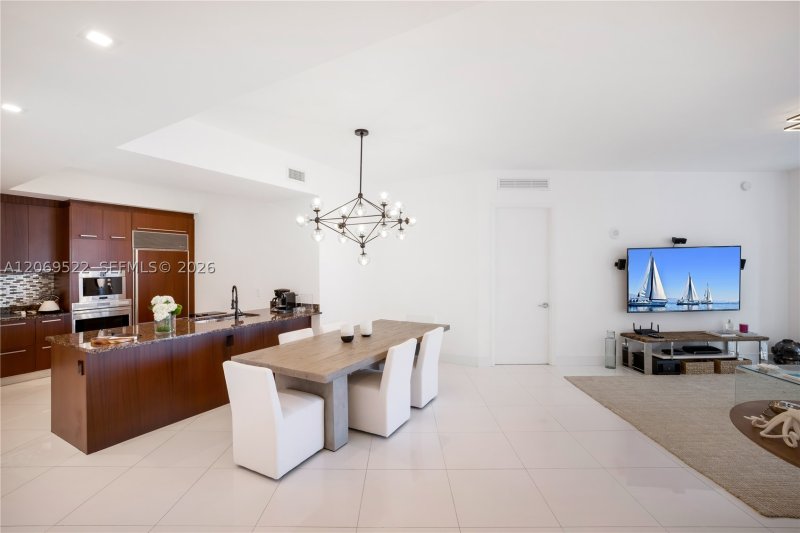 Alquiler de apartamento en Trump Tower Two 707