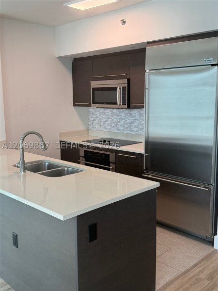 Apartment for rent at 500 Brickell West Tower 2007