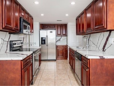 Property photo # 10