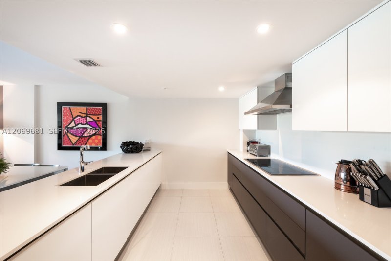 Comprar apartamento no Commodore Club South 206