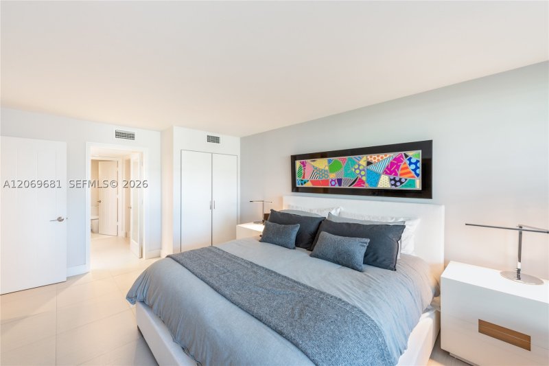 Comprar apartamento no Commodore Club South 206