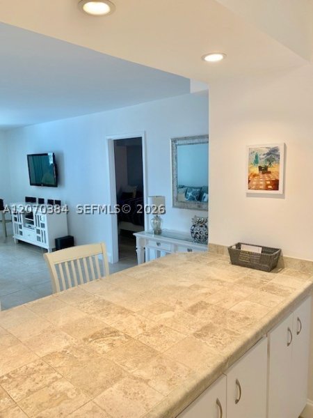 Apartment for rent at Arlen Beach 311
