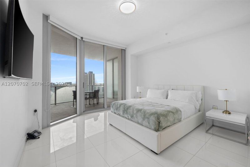 Comprar apartamento en Paramount Miami WorldCenter 1610