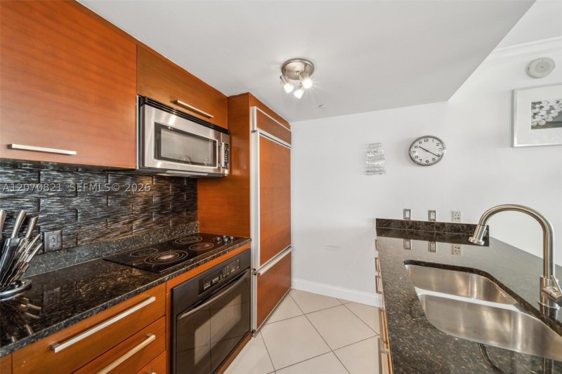 Apartment for rent at Beach Club Three 1406