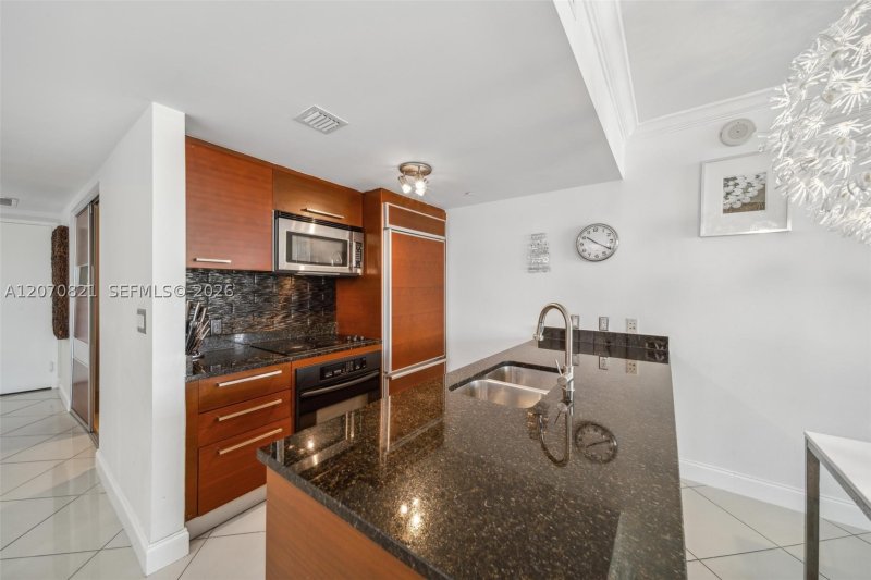 Apartment for rent at Beach Club Three 1406