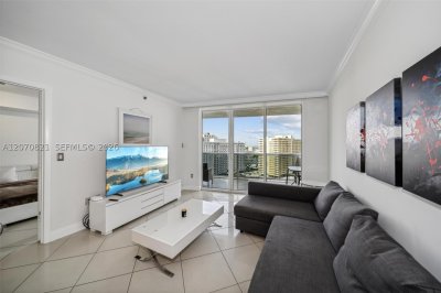 Beach Club Three Apt #1406