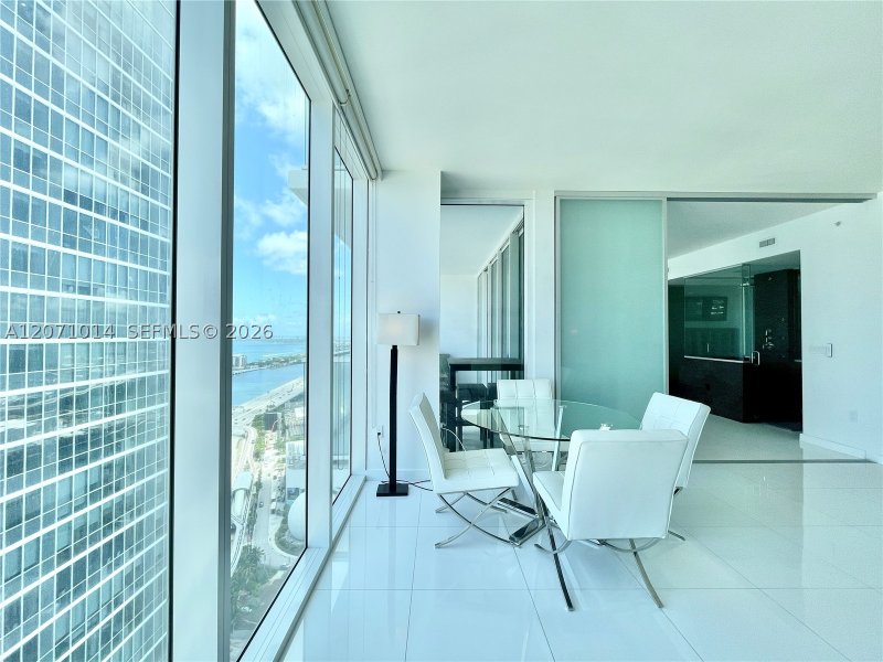 Alquiler de apartamento en Ten Museum Park 3305