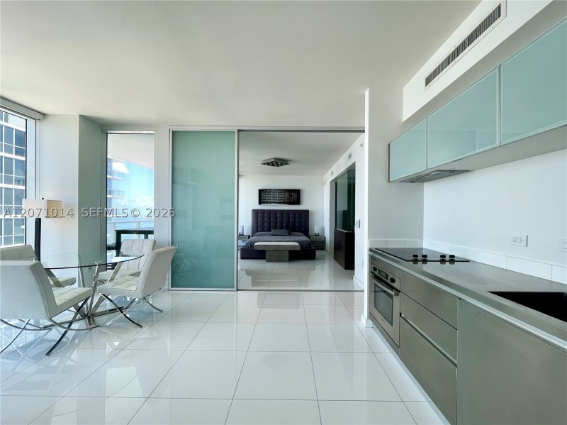 Alquiler de apartamento en Ten Museum Park 3305
