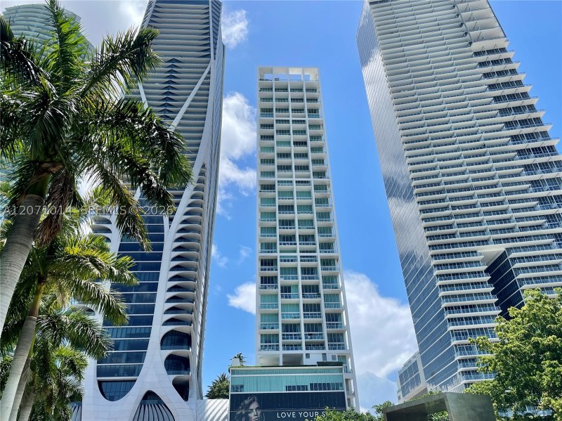 Ten Museum Park Apt #3305