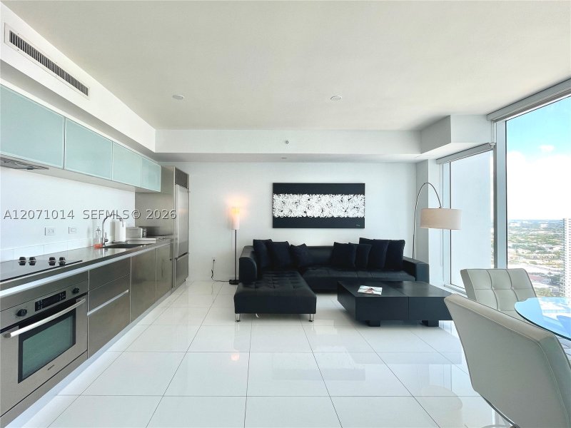 Alquiler de apartamento en Ten Museum Park 3305