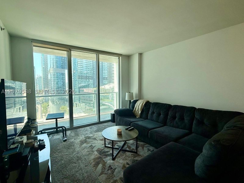 Condo for sale at 500 Brickell West Tower 2404