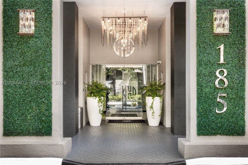 Condo for sale at Fortune House 1010