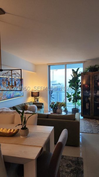 Aluguel de apartamento no Latitude On The River 3803