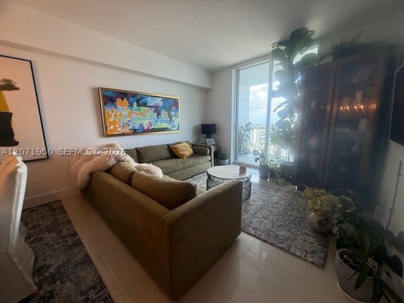Aluguel de apartamento no Latitude On The River 3803