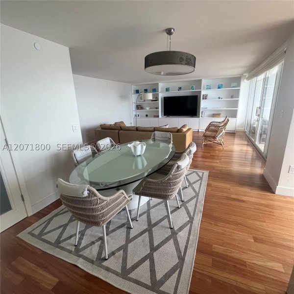Property photo # 11