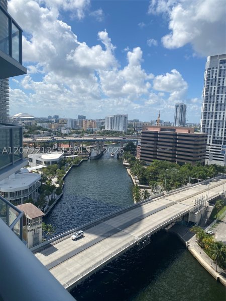 Aluguel de apartamento no Latitude On The River 1607