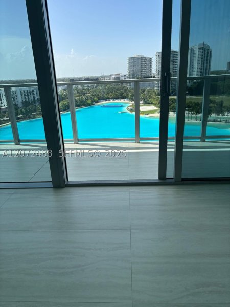 Aluguel de apartamento no One Park Tower by Turnberry 809