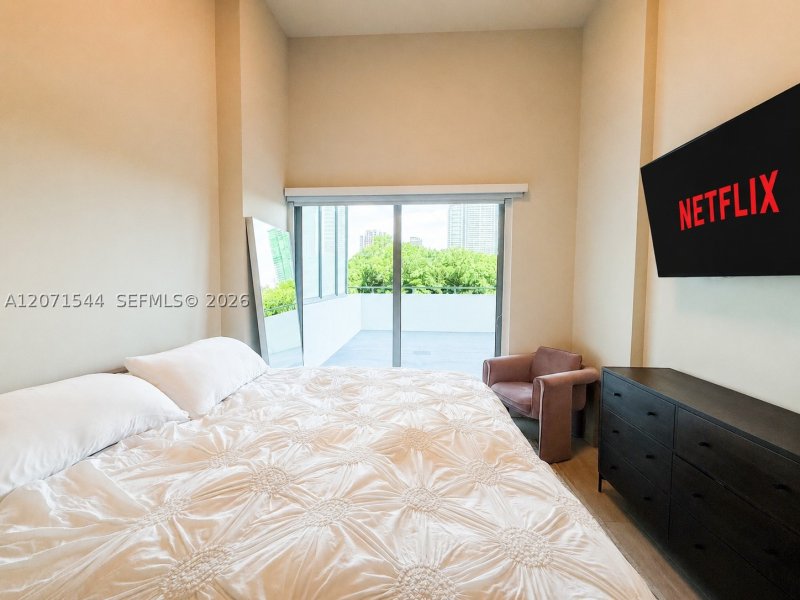 Comprar apartamento no Le Parc at Brickell 303