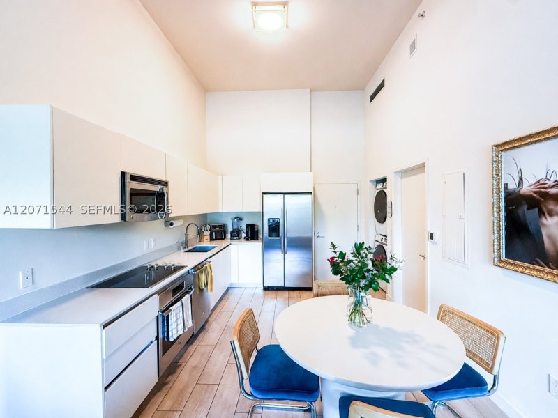 Comprar apartamento no Le Parc at Brickell 303