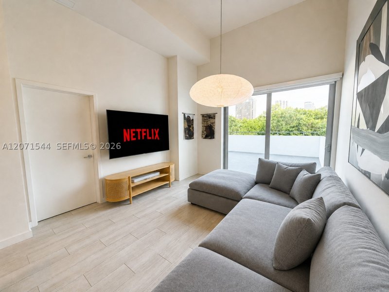 Comprar apartamento no Le Parc at Brickell 303