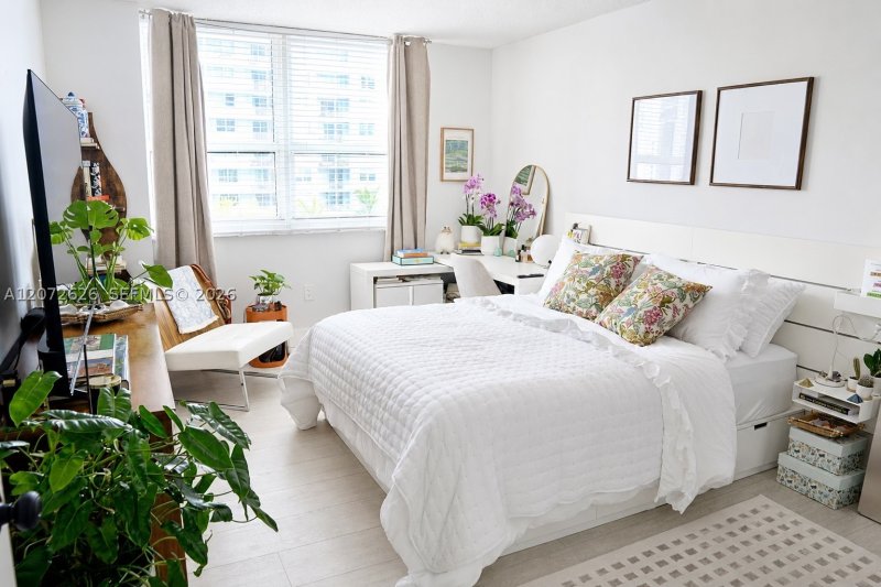 Condo for sale at Mark on Brickell 902