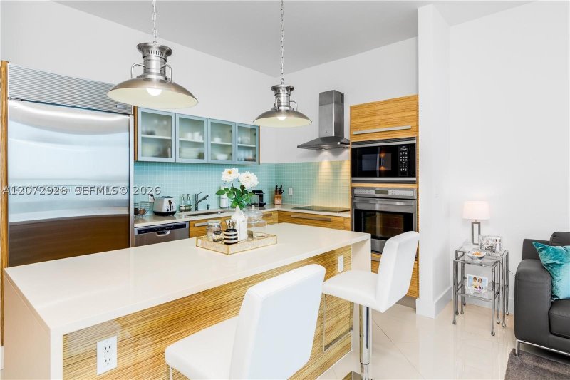 Aluguel de apartamento no Paramount Bay 1009