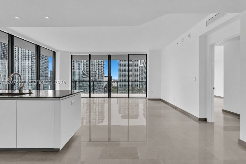 Comprar apartamento no Brickell City Centre Reach 1702