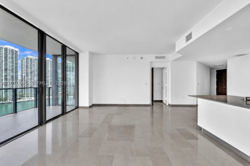 Comprar apartamento no Brickell City Centre Reach 1702