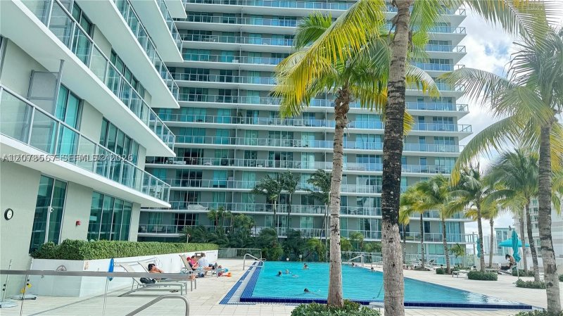 Aluguel de apartamento no Axis on Brickell North Tower UPH4021-
