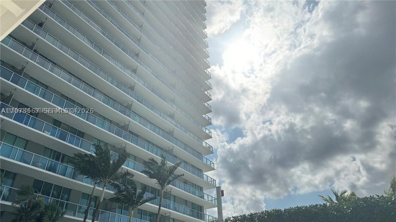 Aluguel de apartamento no Axis on Brickell North Tower UPH4021-