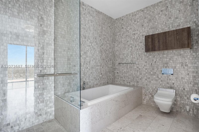 Comprar apartamento no Brickell City Centre Rise 4004
