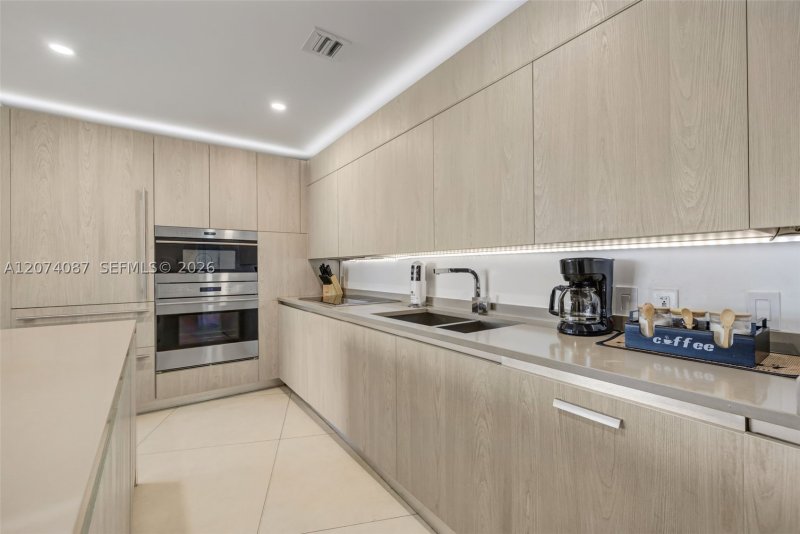 Comprar apartamento no Hyde Beach Resort Hollywood 3706