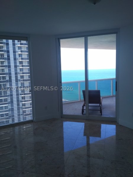 Apartment for rent at Green Diamond Condo 2208