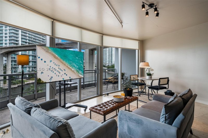Alquiler de apartamento en Neo Vertika Brickell 501