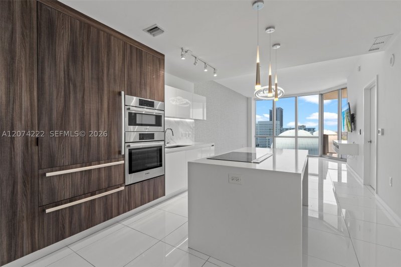 Comprar apartamento no Paramount Miami WorldCenter 1506