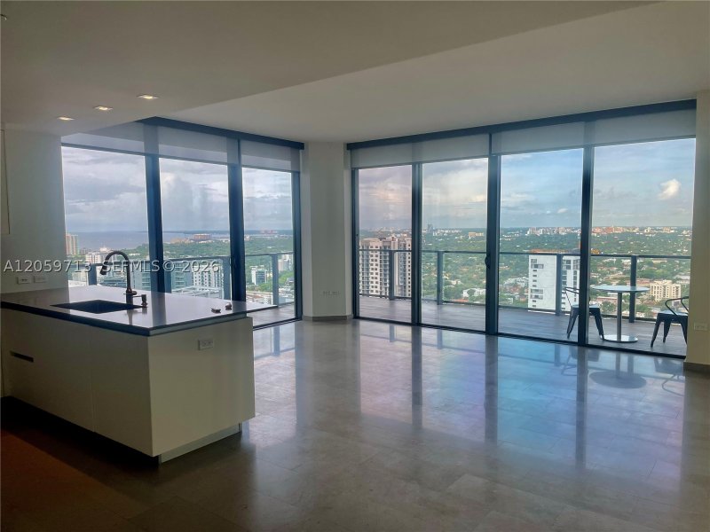 Aluguel de apartamento no Brickell City Centre Rise 2902