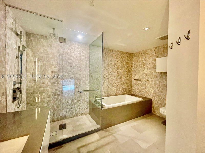 Aluguel de apartamento no Brickell City Centre Rise 2902