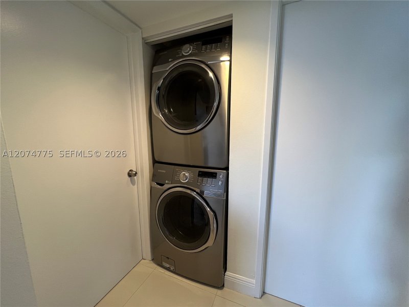 Condo for sale at Parc Central Aventura 406
