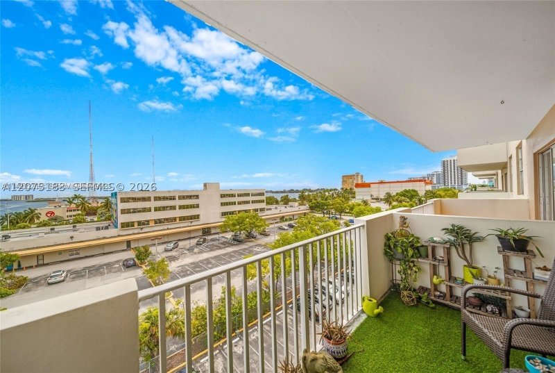 Apartment for rent at Island Place At North Bay 6A