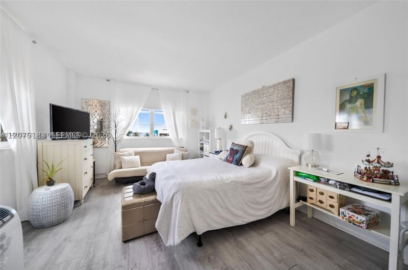 Apartment for rent at Island Place At North Bay 6A