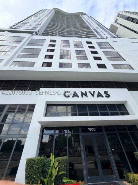 Comprar apartamento no Canvas 1102