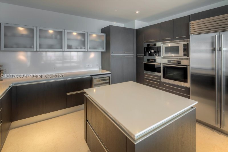 Apartment for rent at Jade Beach 4301