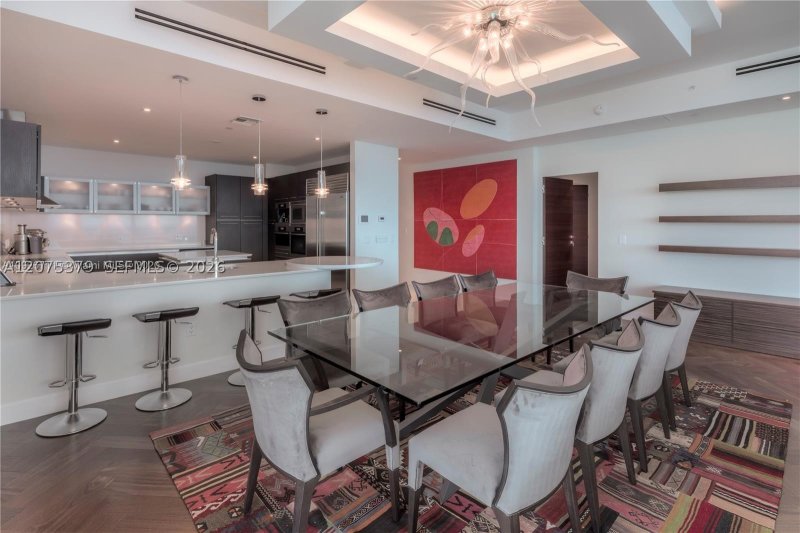 Apartment for rent at Jade Beach 4301