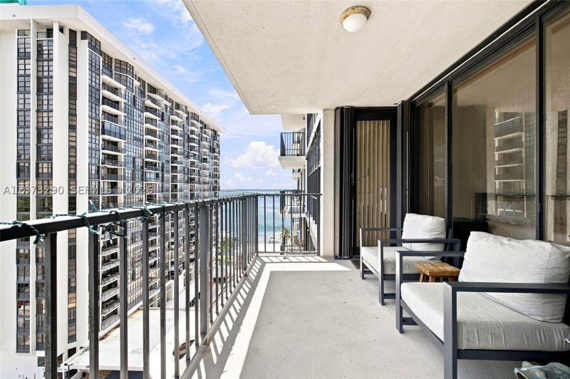 Brickell Place Apt #B1411