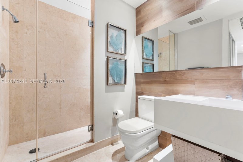 Aluguel de apartamento no Continuum I South 1810