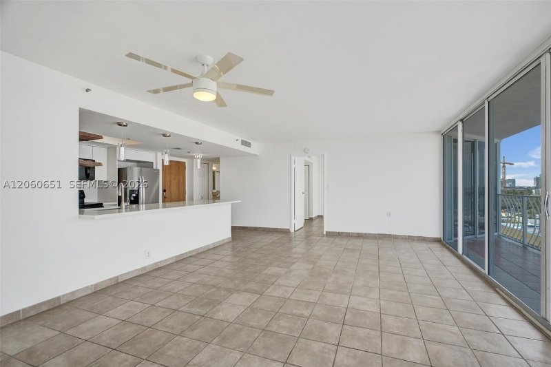 Condo for sale at Grandview Palace 717